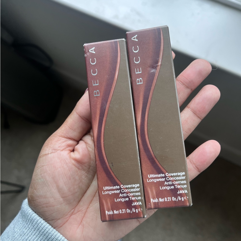 BECCA Ultimate Coverage Concealer in Brown Packaging